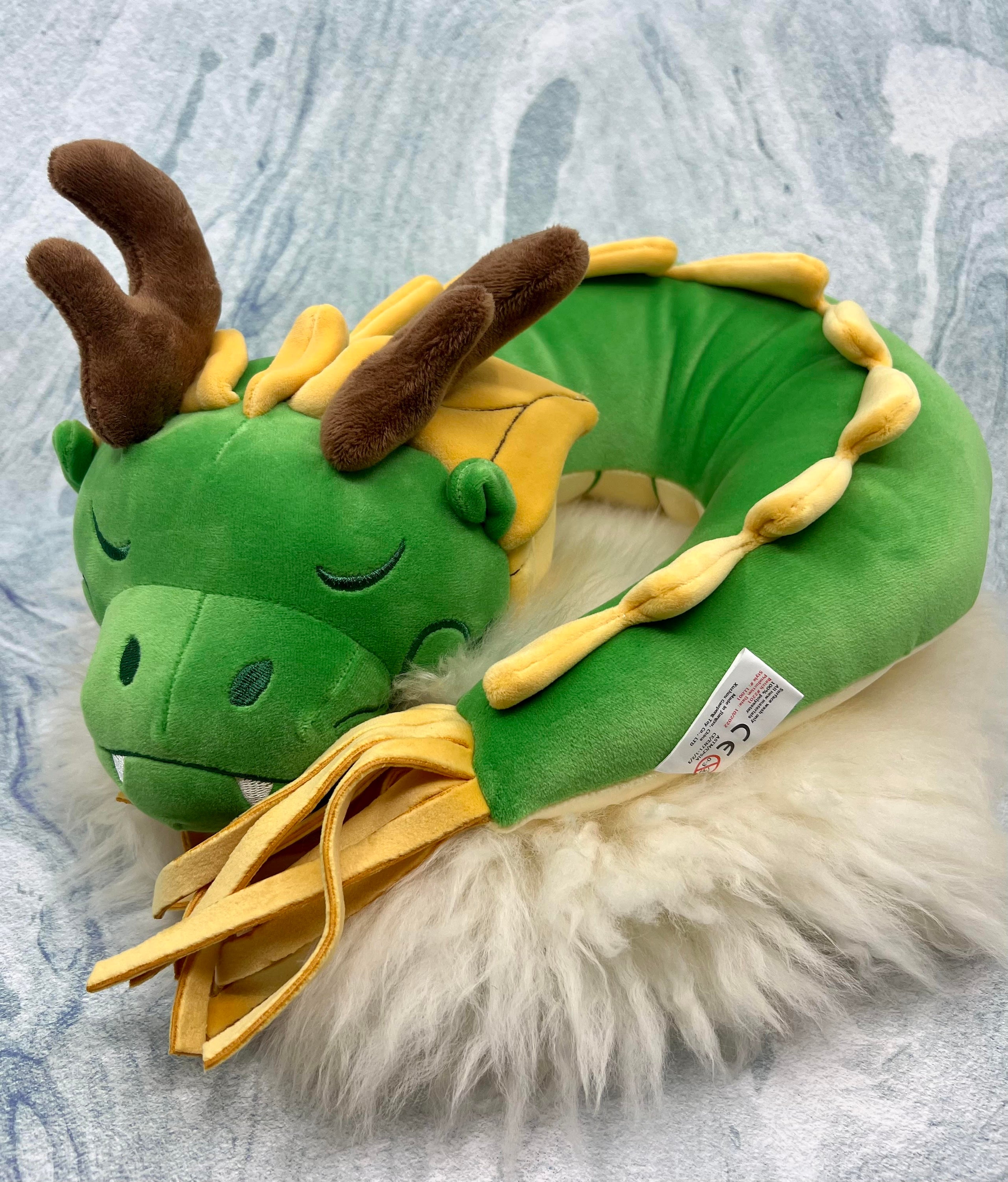 Dragon neck pillow new arrivals